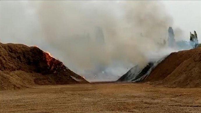 Foto de la Policía de Valladolid sobre el fuego que han sofocado los Bomberos en el Centro de Recuperación de Animales Silvestres