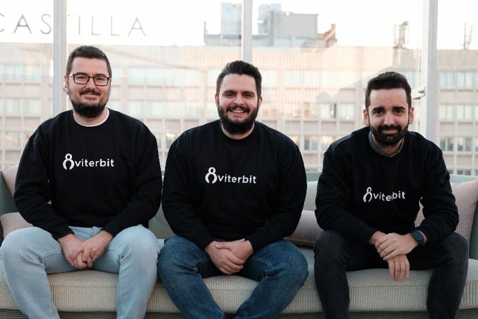 Los fundadores de Viterbit: Marcos Gómez, Dimitri Nicolau y Ariel Gutiérrez.