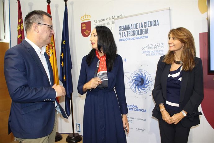 La consejera de Empresa, Empleo, Universidades y Portavocía, Valle Miguélez, durante la presentación de la Semana de la Ciencia y la Tecnología (Secyt22).