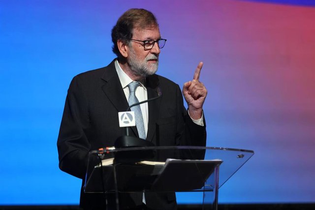 El expresidente del Gobierno Mariano Rajoy participa en la mesa ‘Política para adultos. La democracia liberal y los populismos’, en la Casa América, a 17 de octubre de 2022, en Madrid (España). 