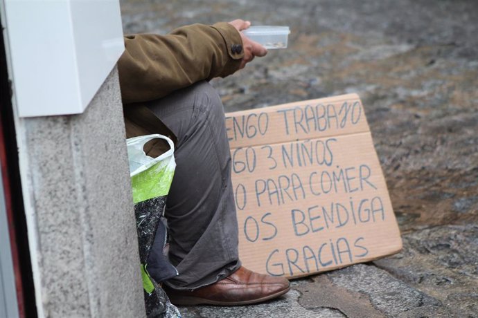 Archivo - POBREZA, MENDIGO, POBRE