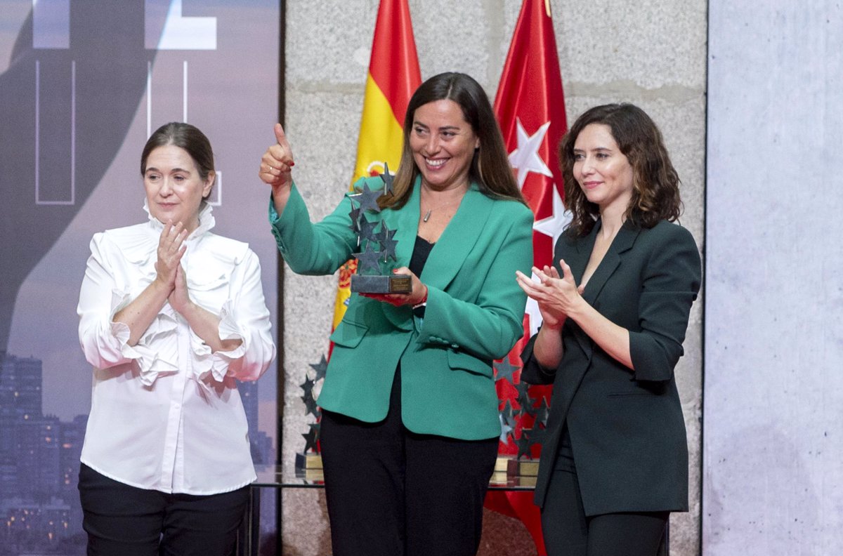 Marcelo Carlos Sainz Y El Atlético Femenino Entre Los Premiados En