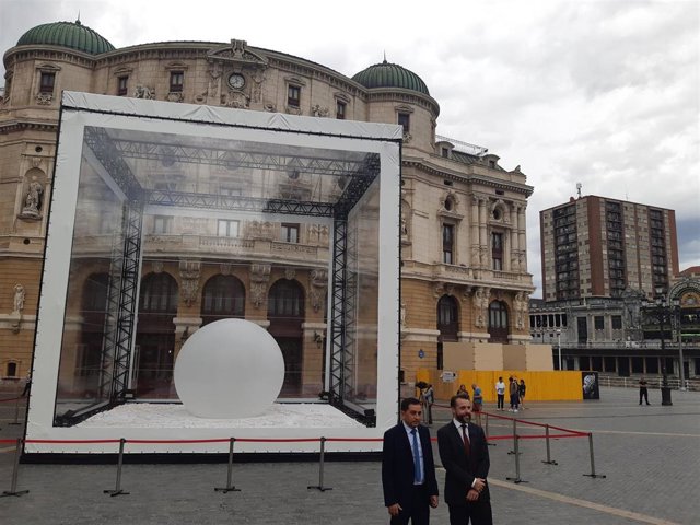El presidente de BBK, Xabier Sagredo, y el responsable de Innovación, Xabier de la Torre.