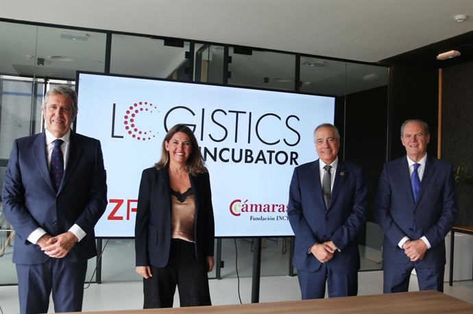 (E-D) Javier Collado, Blanca Sorigué, Pere Navarro i José María Párraga