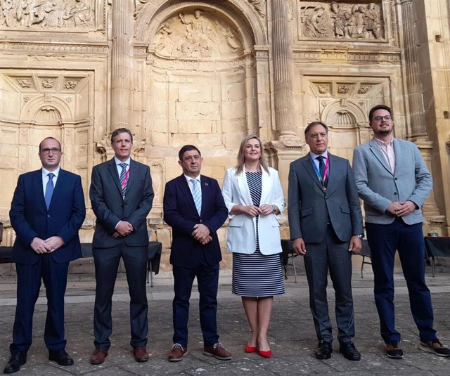 Inauguración del simposio.