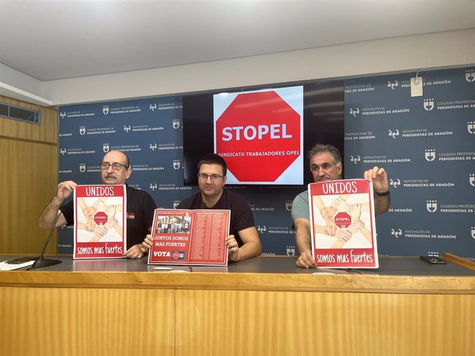 Representantes sindicales de Stopel, de la planta de Stellantis Figueruelas.
