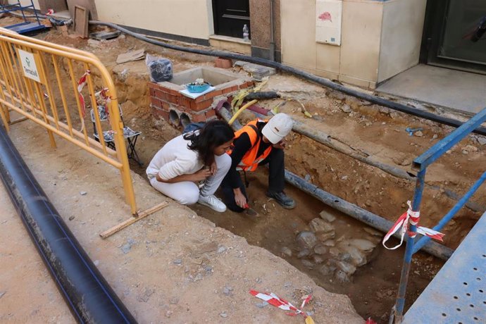 Intervención en los restos arqueológicos encontrados en la obras de patonalización del Centro de Huelva.