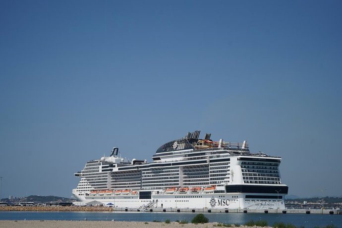 Un creuer al Port de Tarragona