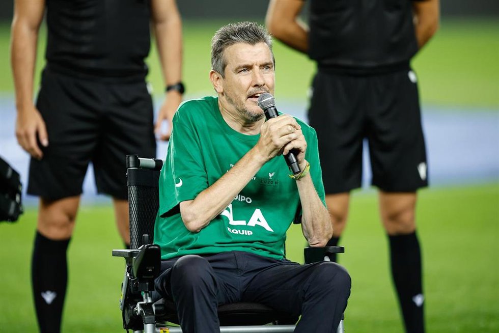 Archivo - El exfutbolista Juan Carlos Unzué en los momentos previos al FC Barcelona-Manchester City en un amistoso en el Spotify Camp Nou de Barcelona en agosto de 2022.