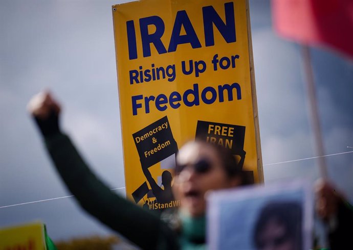 Una protesta en Berlín contra la violencia en Irán