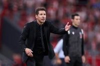 Simeone: "Es difícil ver a Cristiano en el Atlético, igual que no me veo dirigiendo al Real Madrid"