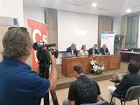 Cs inicia desde Granada su gira 'Destino Refundación' en Andalucía