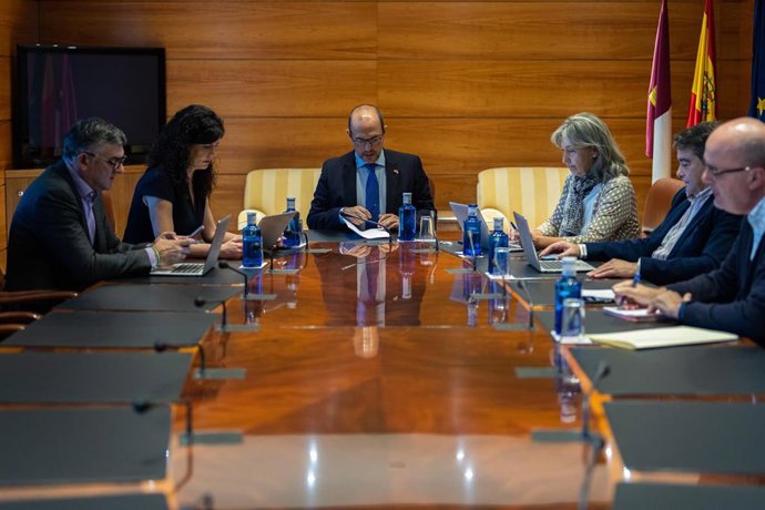 Np Y Foto Mesa Califica El Pl De Presupuestos 2023