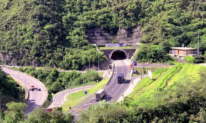 Archivo - Indra dota con su tecnología de control Indra Mova Traffic la nueva calzada Chirajara-Fundadores en Colombia