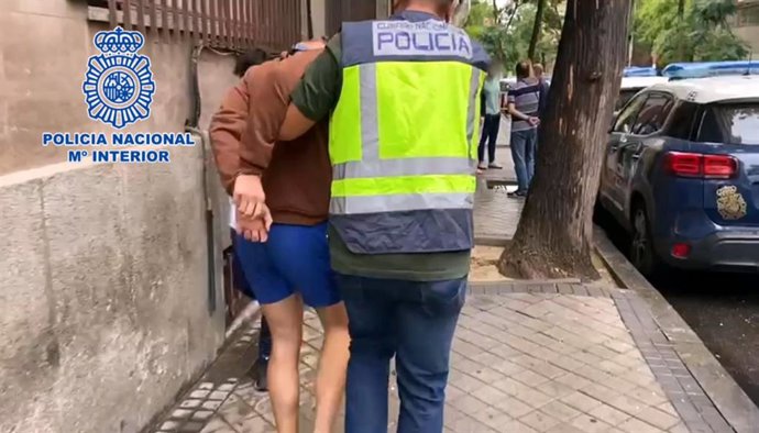 Nota De Prensa: "La Policía Nacional Detiene A Un Estafador Profesional Que Se Introdujo En El Círculo De Confianza De Una Asociación De Discapacitados Para Estafar A Uno De Sus Miembros "