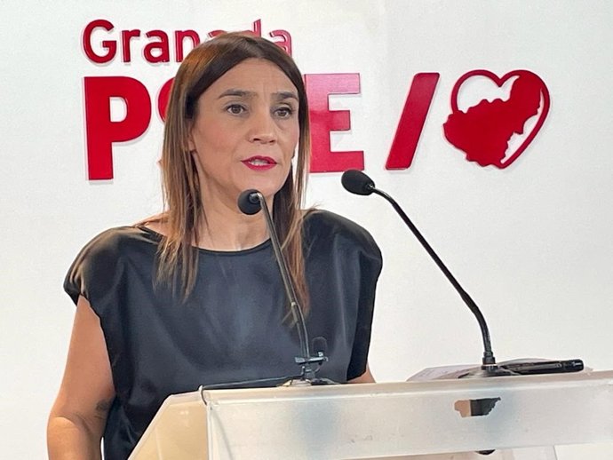 Archivo - La parlamentaria andaluza del PSOE Olga Manzano, en imagen de archivo