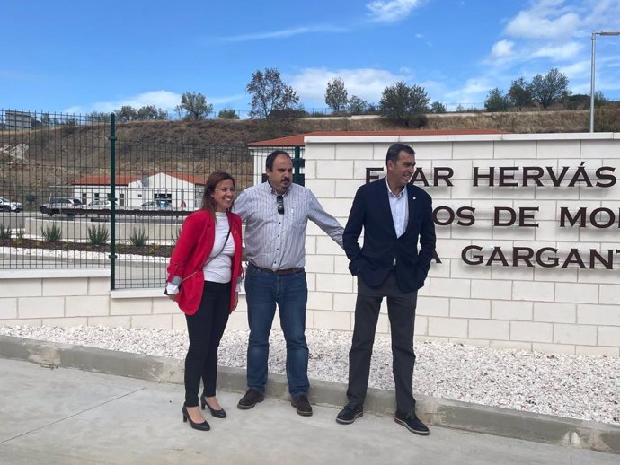 Visita de autoridades a las instalaciones de la EDAR Hervás-Baños de Montemayor