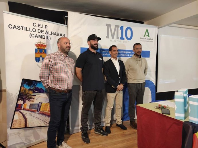 El snowboarder andaluz Regino Hernández impulsa los valores deportivos y la vida saludable en el programa Mentor10.