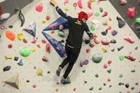 La escaladora iraní Elnaz Rekabi alega que el hiyab se le cayó por accidente