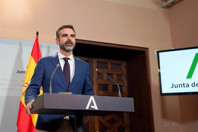 El consejero de Sostenibilidad y portavoz del Gobierno andaluz, Ramón Fernández-Pacheco, este martes en la rueda de prensa posterior a la reunión del Consejo de Gobierno de la Junta de Andalucía.