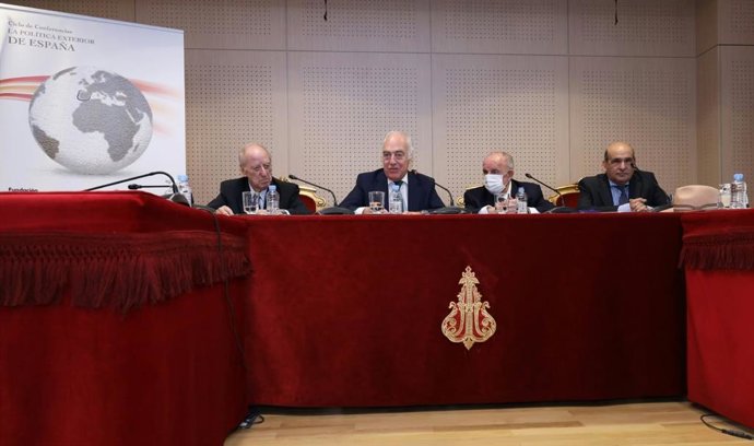 Fundación Ibercaja y la Academia de Jurisprudencia de España organizan dos ciclos de charlas para difundir el Derecho