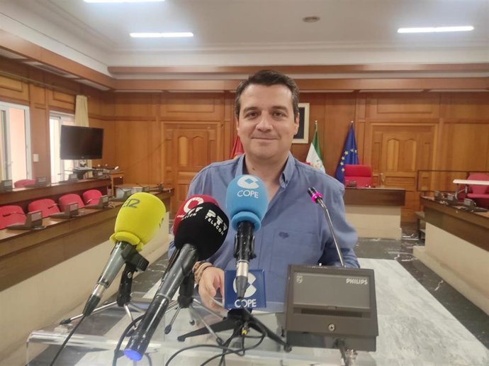 Archivo - El alcalde de Córdoba, José María Bellido.