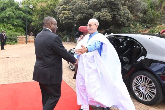 El presidente de Sudáfrica, Cyril Ramaphosa, recibe al secretario general del Frente Polisario, Brahim Ghali