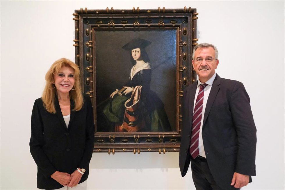 La baronesa Carmen Thyssen-Bornemisza y el alcalde de Estepona, José María García Urbano