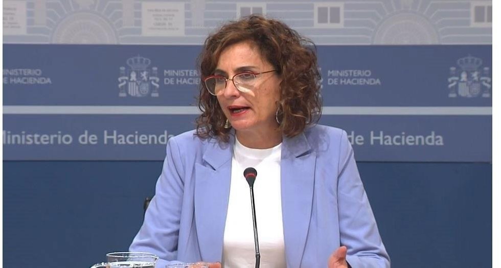 Archivo - La ministra de Hacienda, María Jesús Montero.