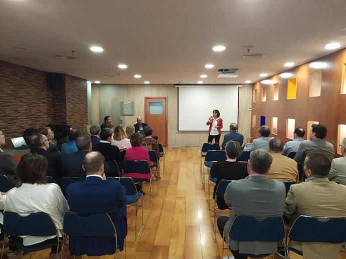 El aeropuerto de Castellón, Air Nostrum e Iberia presentan la nueva ruta de Madrid a operadores turísticos y agentes empresariales