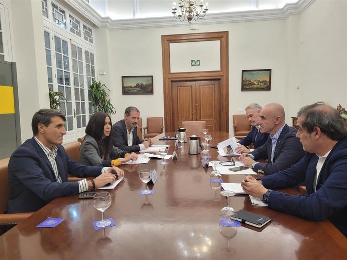 Nota De Prensa. Infraestructuras Se 40