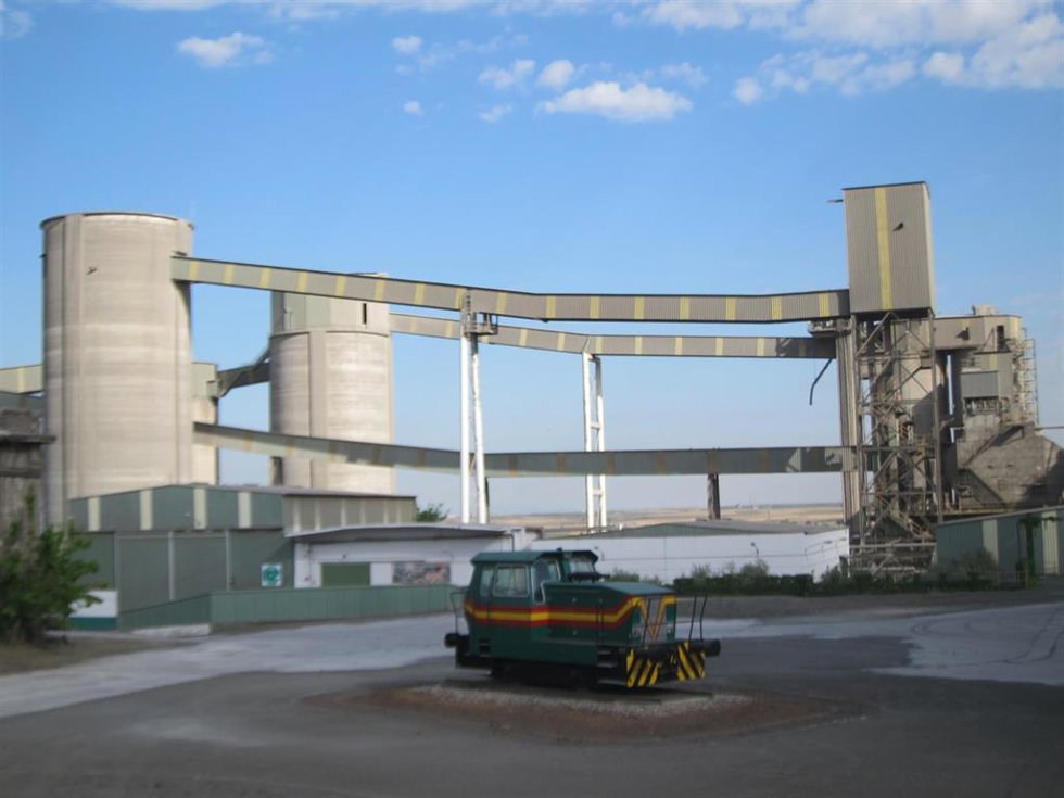 Archivo - Cementera Lafarge, industria, comercio, exportaciones.
