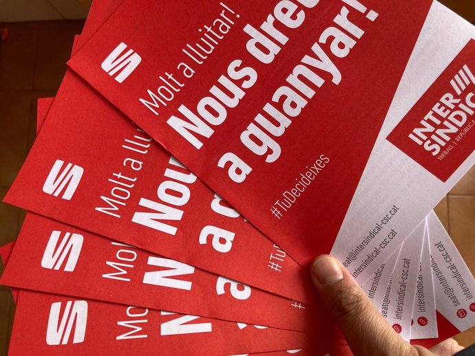 Díptics de la secció sindical a Seat de la Intersindical