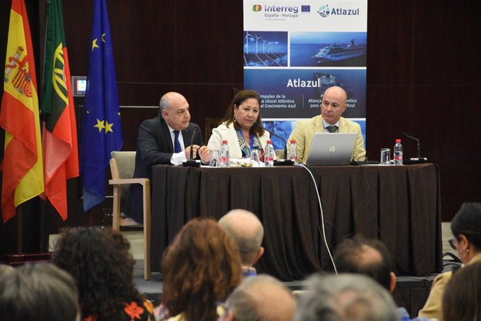 Inauguración de la jornada del Congreso Economía Azul en Punta Umbría (Huelva).