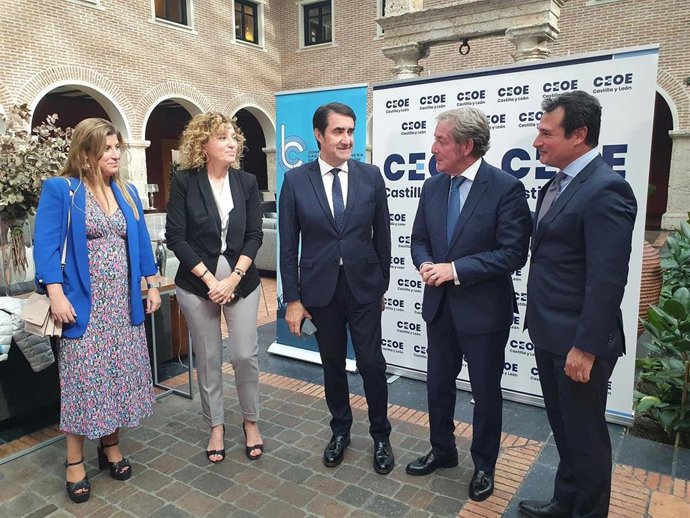 Reunión de la Comisión de Vivienda, Urbanismo y Construcción