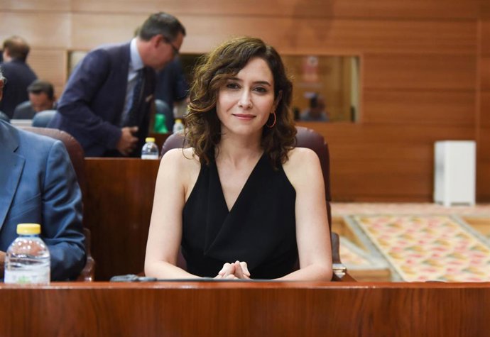 La presidenta de la Comunidad de Madrid, Isabel Díaz Ayuso, durante un pleno en la Asamblea de Madrid.
