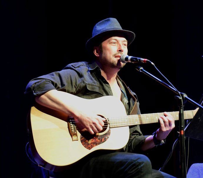 Viernes Ángel Petisme Presenta En Concierto Cierzo, 25 Aniversario