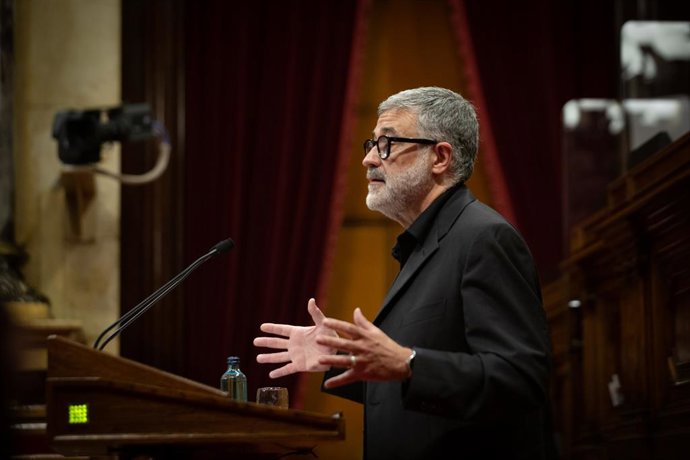 Archivo - El diputat de la CUP al Parlament Carles Riera