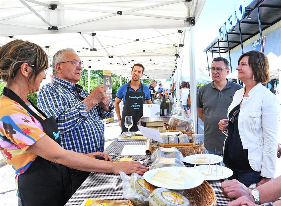 Feria de productos de proximidad organizada por Caprabo en Caldes de Montbui (Barcelona) el pasado 1 de octubre