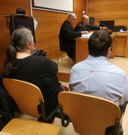 Archivo - Sustitución.- Nueva suspensión del juicio por la muerte del perro 'Cooper', que se celebrará el 9 de mayo de 2022