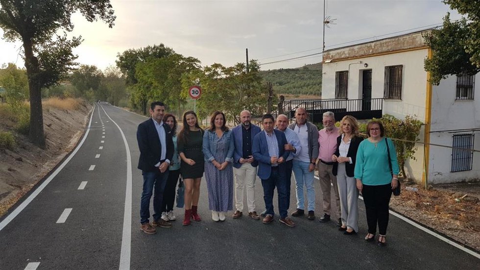 Visita al Camino de Baeza tras las obras ejecutadas a cargo del Plan Aura