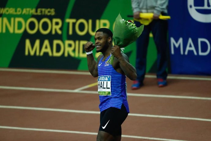 Archivo - El estadounidense Elijah Hall celebra su victoria en los 60 m de la reunión de Madrid del World Athletics Indoor Tour 2022