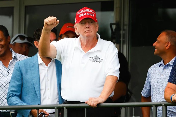 Donald Trump en su club de golf privado de Bedminster, Nueva Jersey.