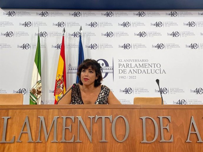 La portavoz de Adelante Andalucía, Teresa Rodríguez, este miércoles en rueda de prensa.