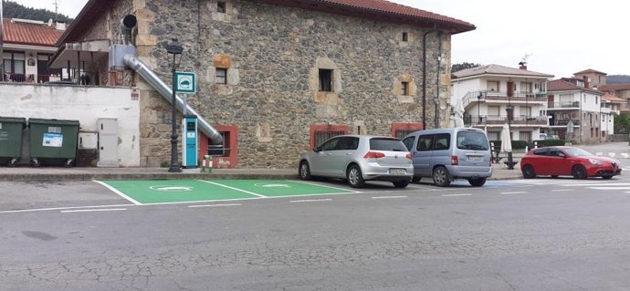 Punto de recarga de vehículos eléctricos