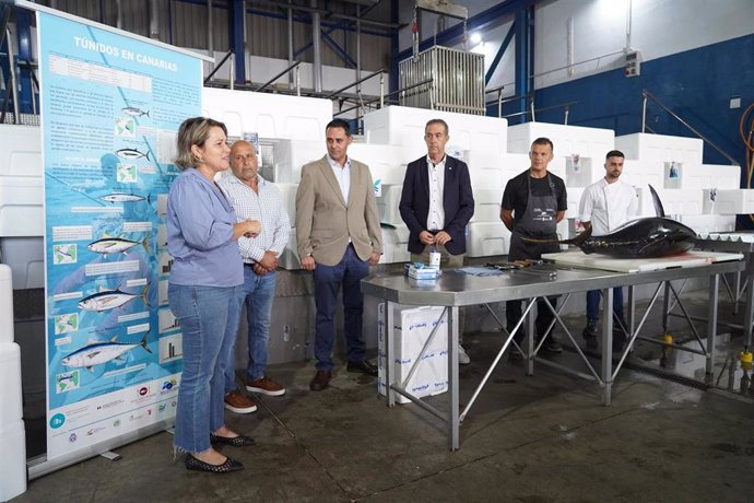 Visita a las instalaciones de la Organización de Productores de Túnidos y Pesca Fresca, Isla Tuna