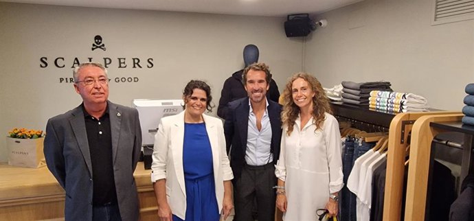 La Orden de San Juan de Dios y 'Pirates for good' inauguran su primera tienda solidaria en Sevilla