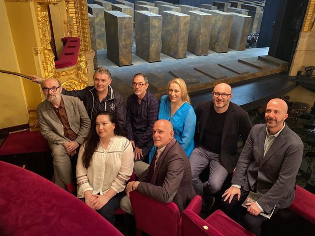 Àlex Ollé, Riccardo Frizza, Víctor Garcia de Gomar, Juan Jesús Rodríguez, Saioa Hernández i Ksénia Dudnikova