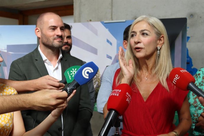 Reconocimiento a la Junta por el programa de bioclimatización y energías renovables en centros escolares