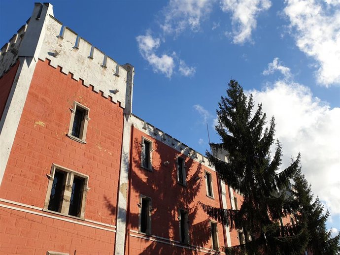 Archivo - Fábrica de armas de La Vega, en Oviedo